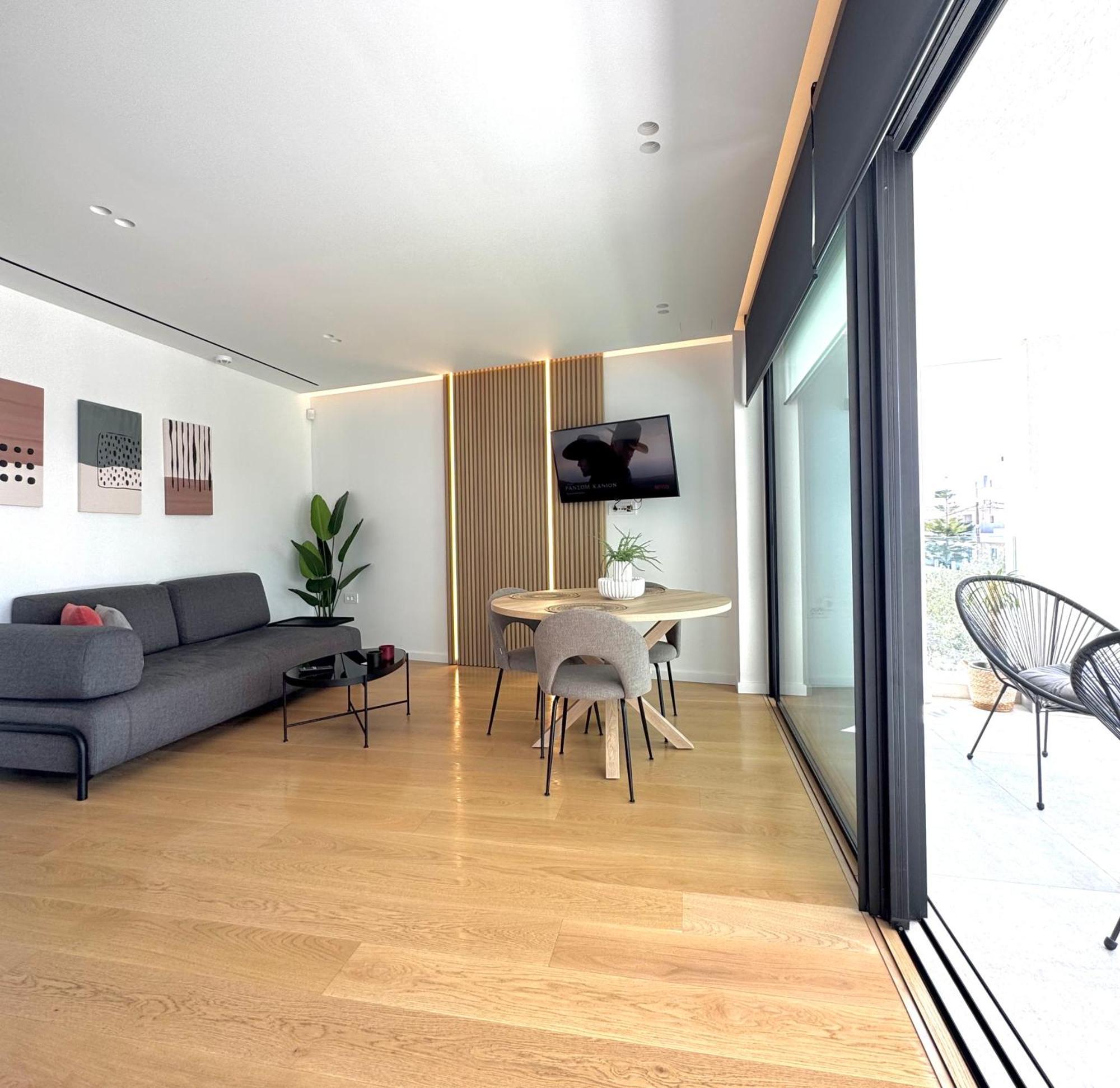 Modern Minimal Apartment Ιεράπετρα Εξωτερικό φωτογραφία