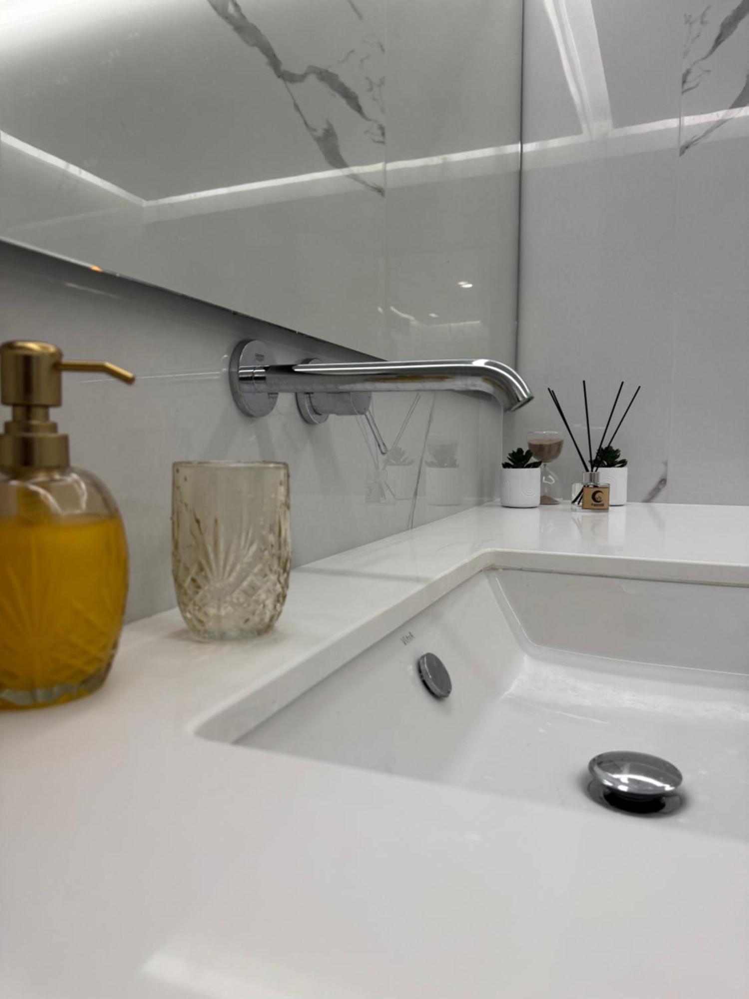 Modern Minimal Apartment Ιεράπετρα Εξωτερικό φωτογραφία